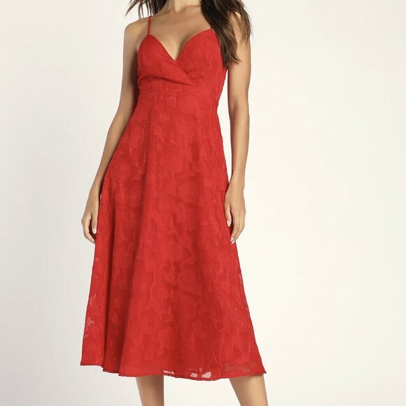 NWT Lulus Perfectly Picturesque Red Floral Burnout Surplice Midi Dress - Picture 1 of 8